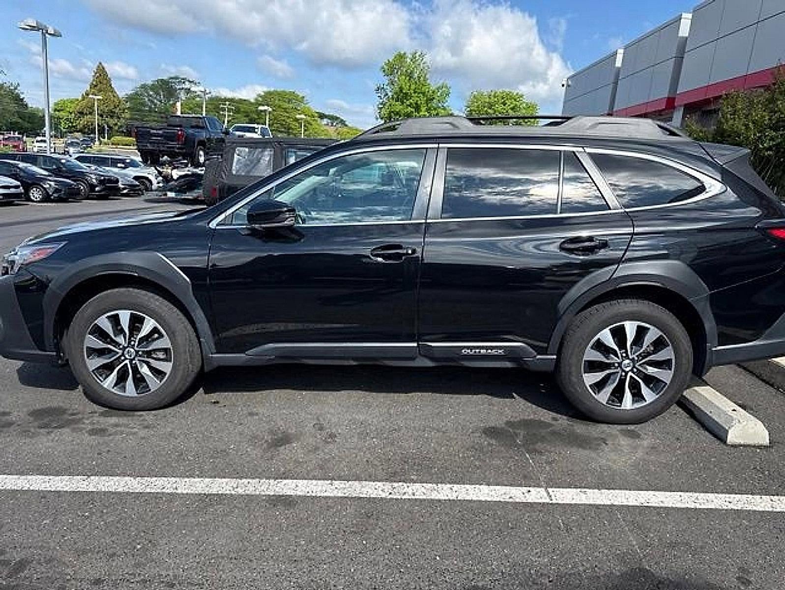 2023 Subaru Outback Limited CVT