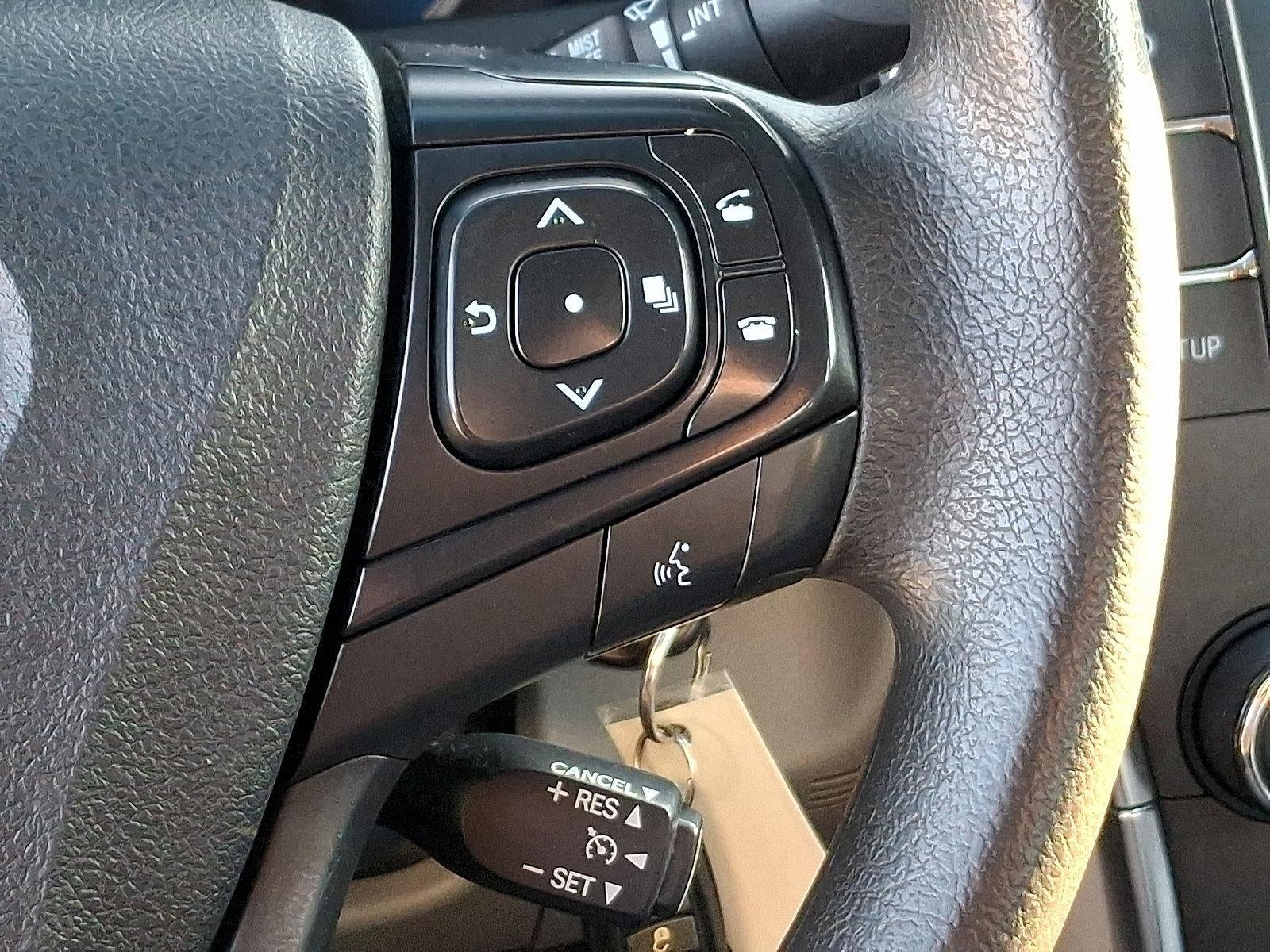 2017 Toyota Camry LE Auto (SE)