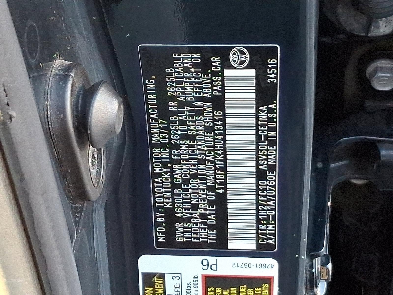 2017 Toyota Camry LE Auto (SE)