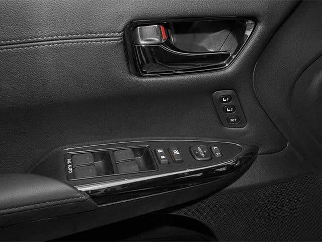 2013 Toyota Avalon 4dr Sdn Limited (Natl)