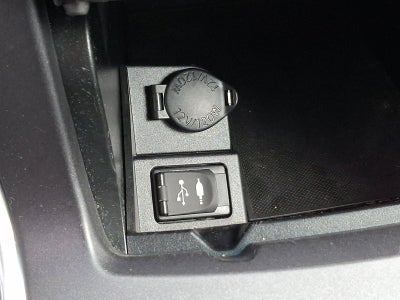 2015 Toyota Camry 4dr Sdn I4 Auto LE (Natl)