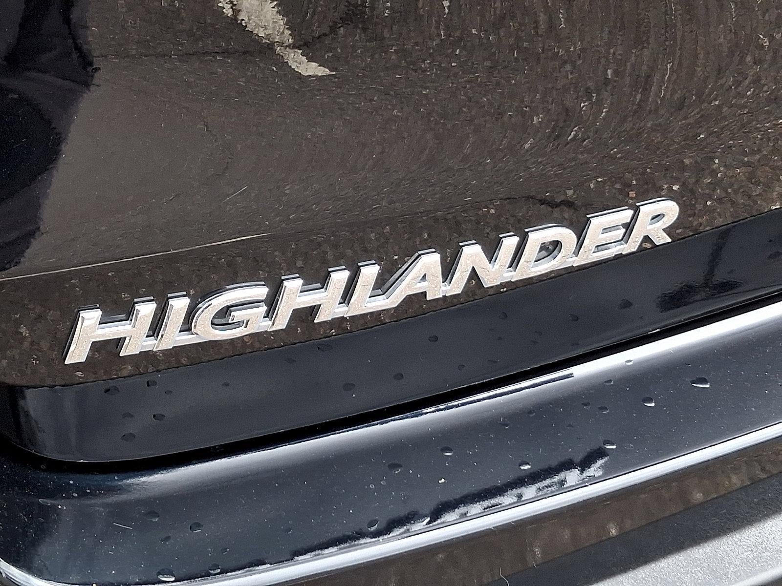 2016 Toyota Highlander AWD 4dr V6 LE (Natl)