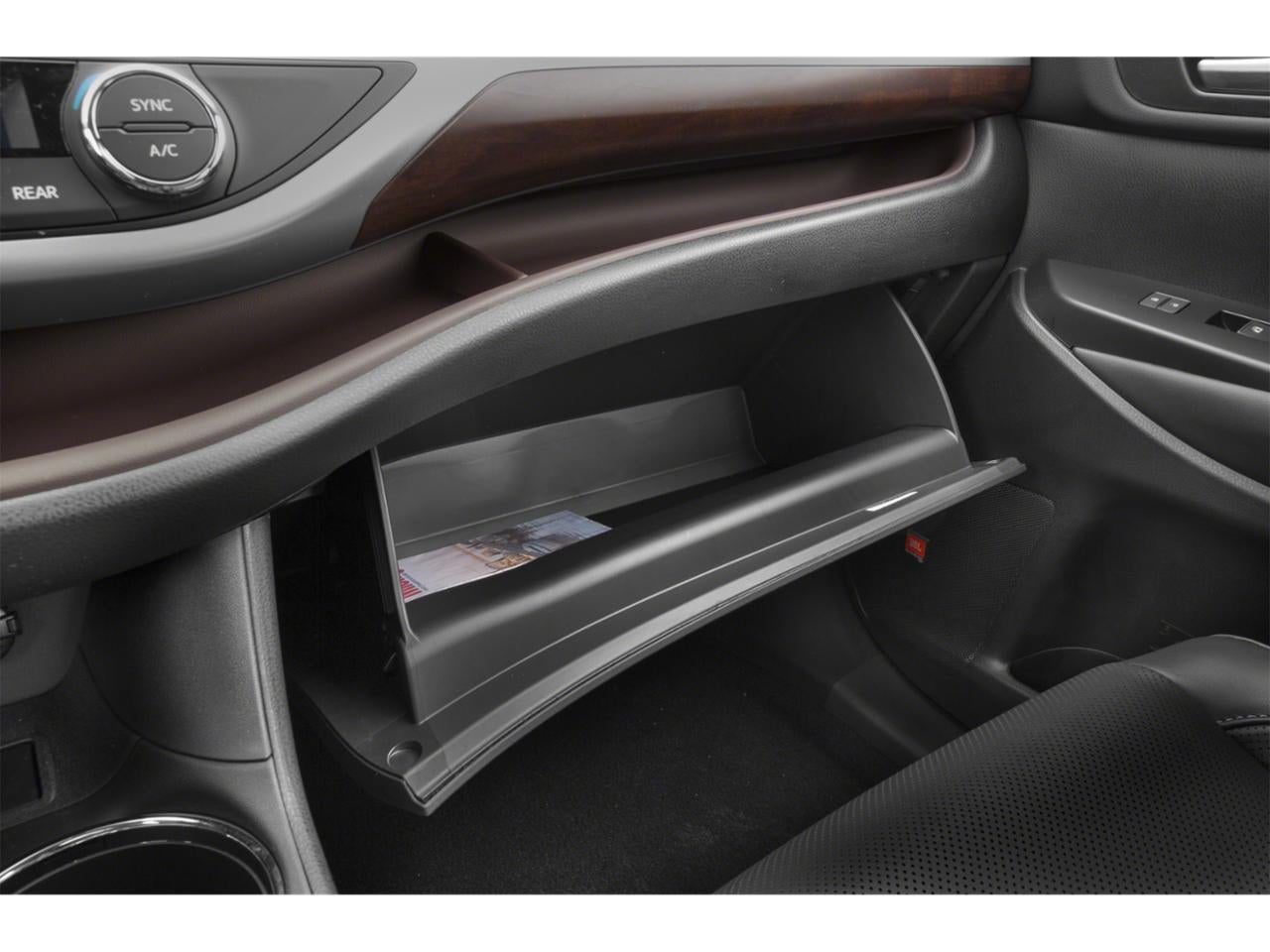 2015 Toyota Highlander AWD 4dr V6 LE (SE)