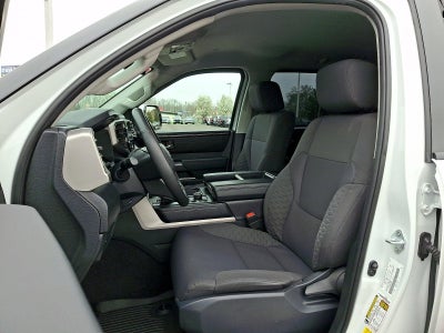 2022 Toyota Tundra 4WD 4WD SR5 CrewMax 5.5' Bed (Natl)