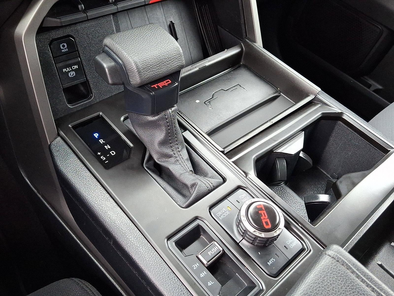 2022 Toyota Tundra 4WD 4WD SR5 CrewMax 5.5' Bed (Natl)