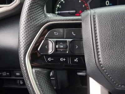 2022 Toyota Tundra 4WD 4WD SR5 CrewMax 5.5' Bed (Natl)