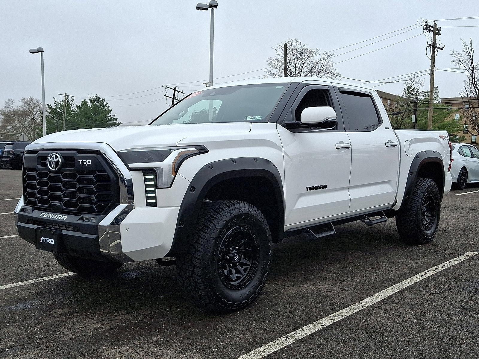 2022 Toyota Tundra 4WD 4WD SR5 CrewMax 5.5' Bed (Natl)