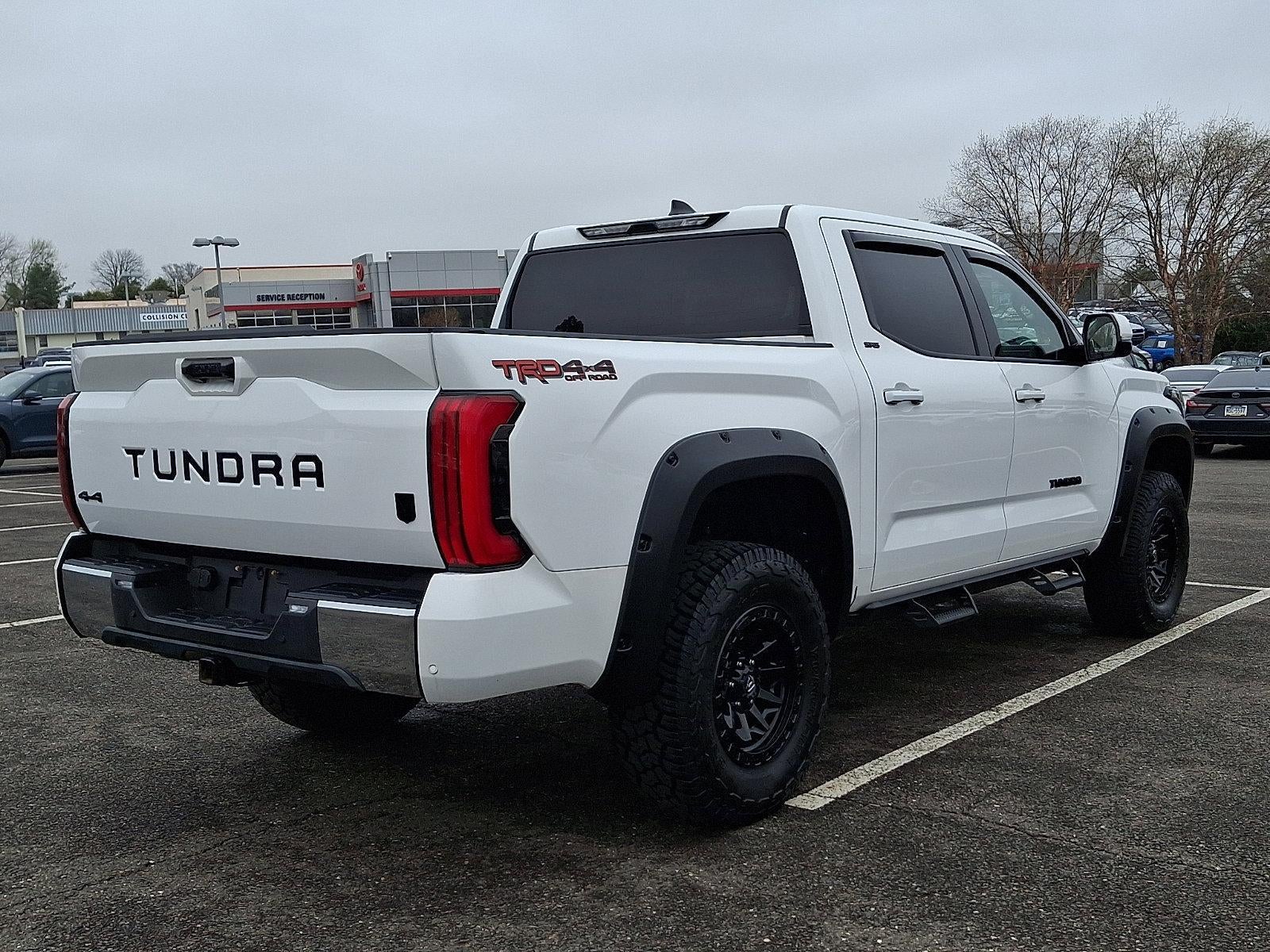2022 Toyota Tundra 4WD 4WD SR5 CrewMax 5.5' Bed (Natl)