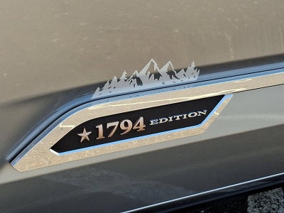 2022 Toyota Tundra 4WD 4WD 1794 Edition CrewMax 5.5' Bed (Natl)