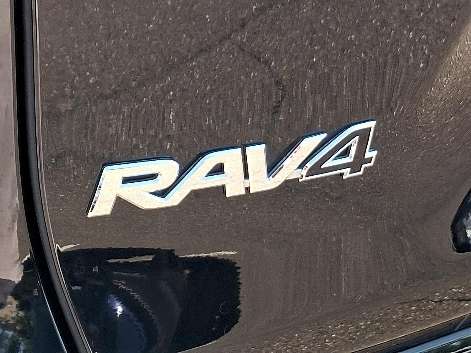 2025 Toyota RAV4 Hybrid SE AWD (Natl)