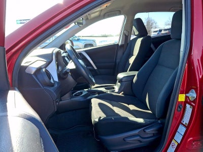 2016 Toyota RAV4 AWD 4dr LE (Natl)