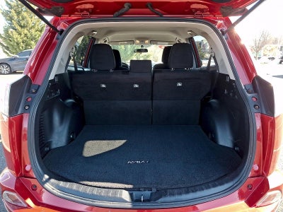 2016 Toyota RAV4 AWD 4dr LE (Natl)