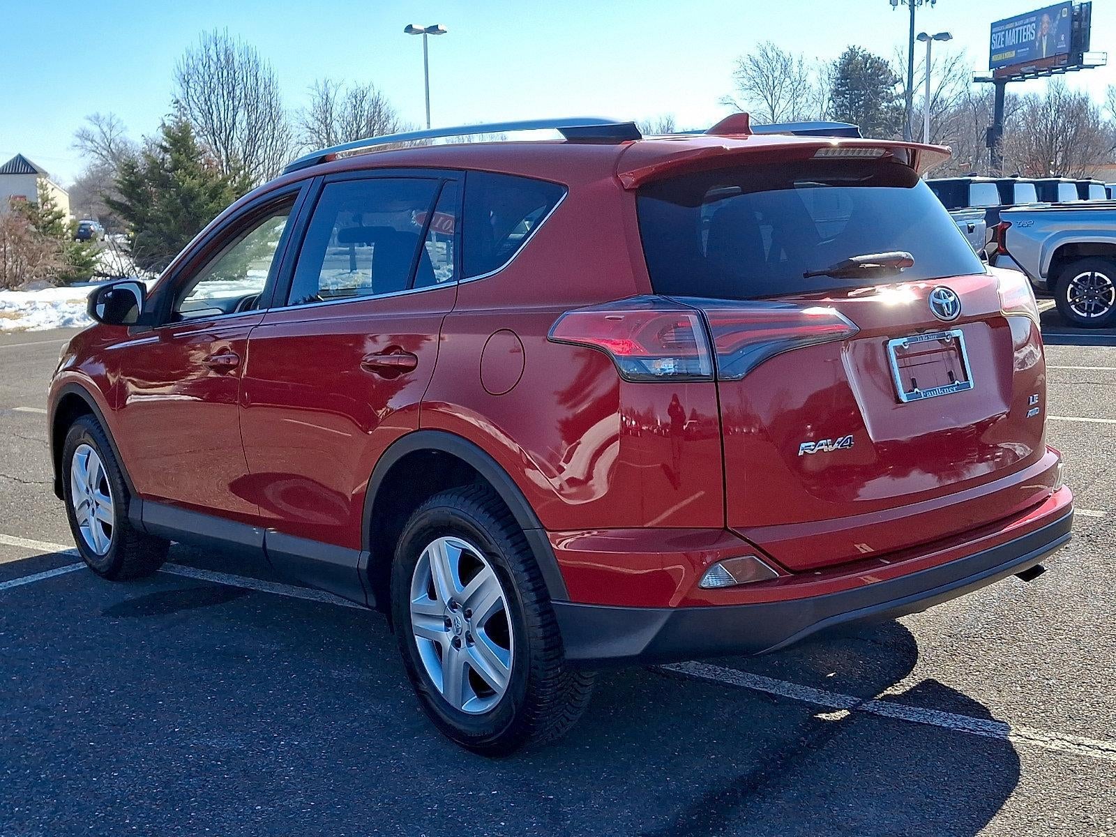 2016 Toyota RAV4 AWD 4dr LE (Natl)