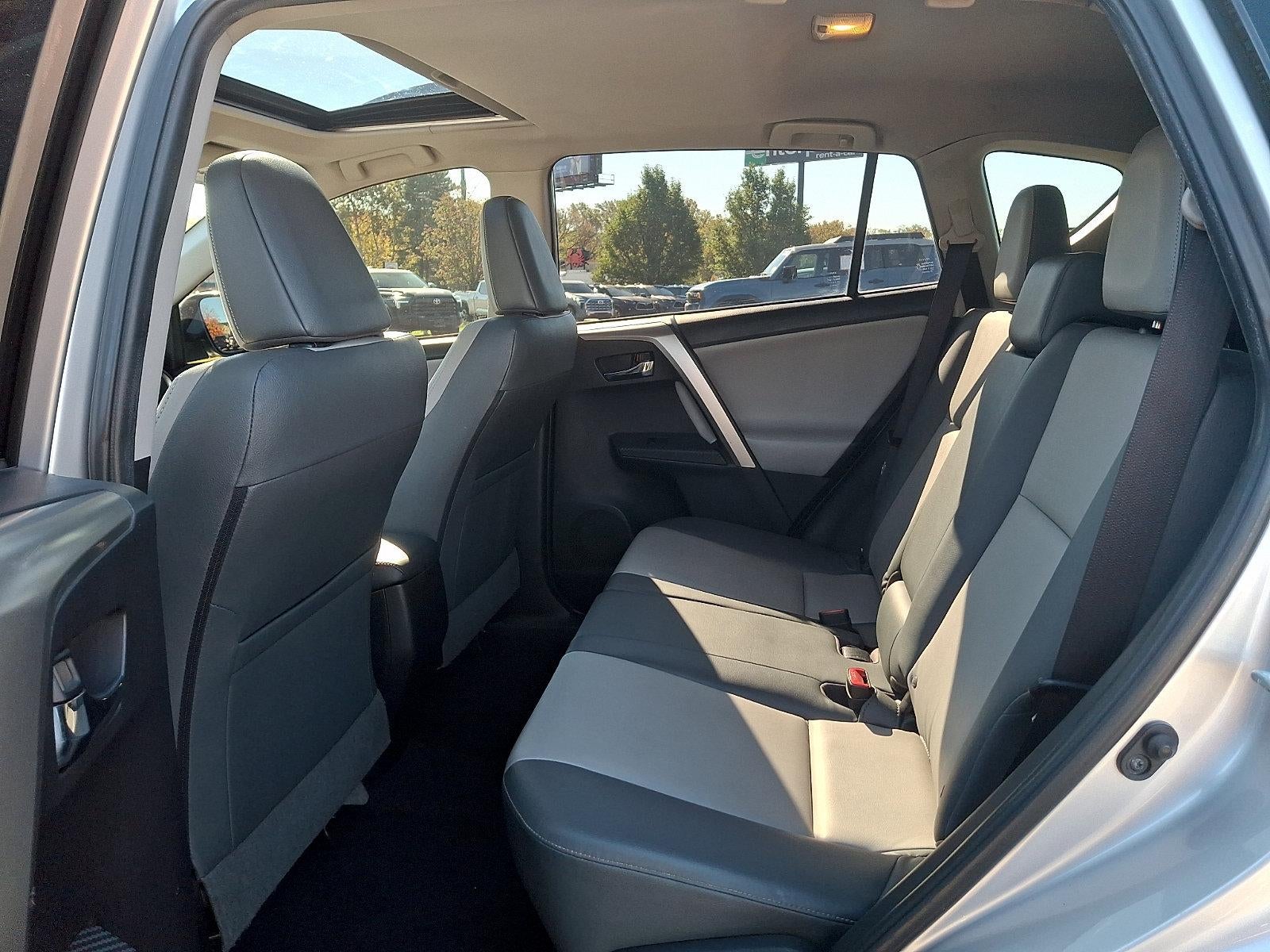 2015 Toyota RAV4 AWD 4dr Limited (Natl)