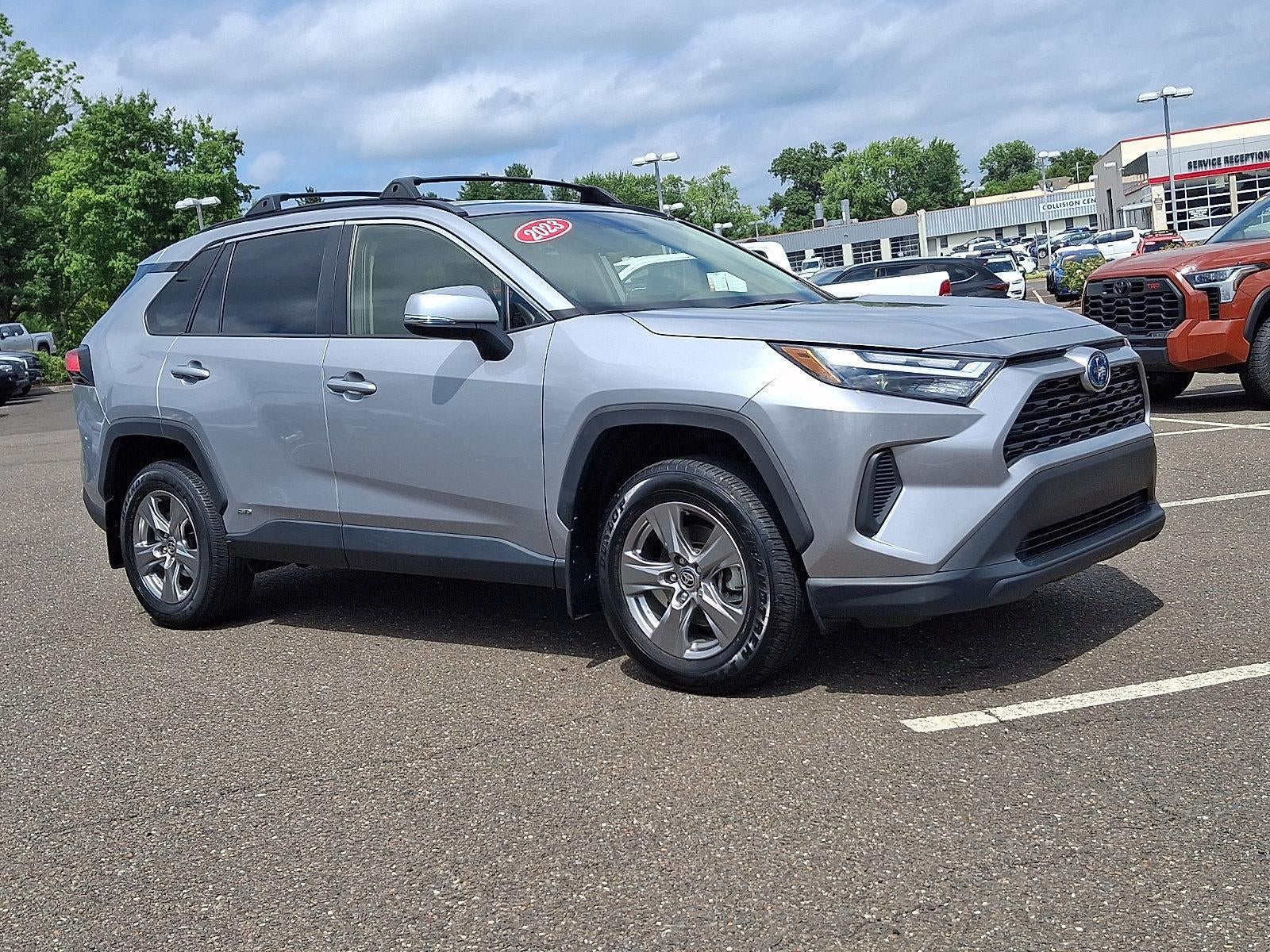 2023 Toyota RAV4 Hybrid XLE AWD (Natl)