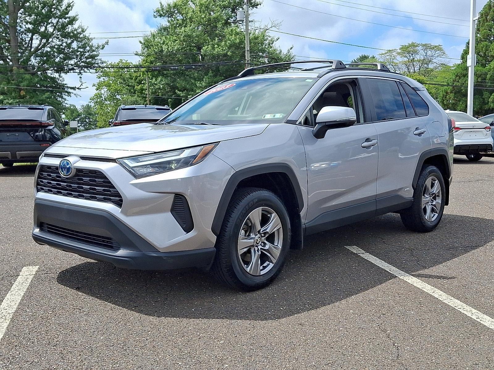 2023 Toyota RAV4 Hybrid XLE AWD (Natl)
