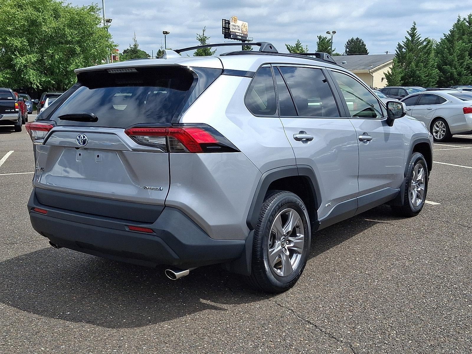 2023 Toyota RAV4 Hybrid XLE AWD (Natl)