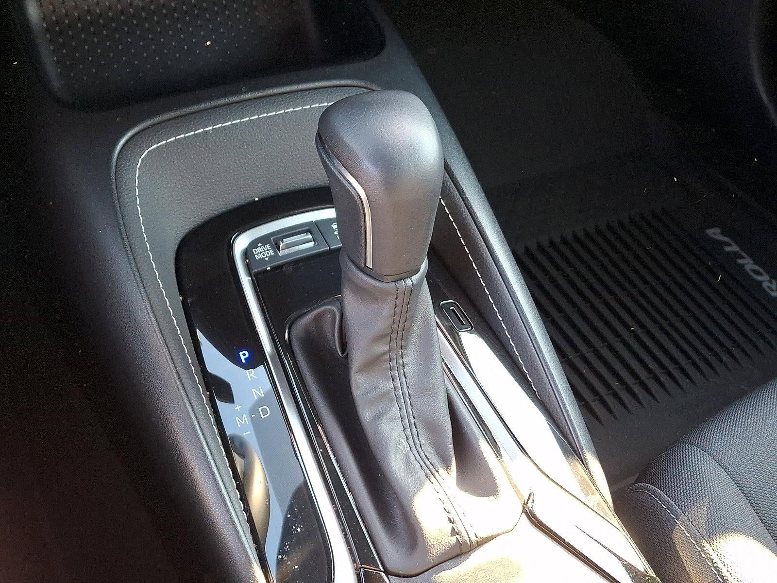 2023 Toyota Corolla Hatchback SE CVT (Natl)