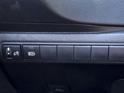 2023 Toyota Corolla Hatchback SE CVT (Natl)