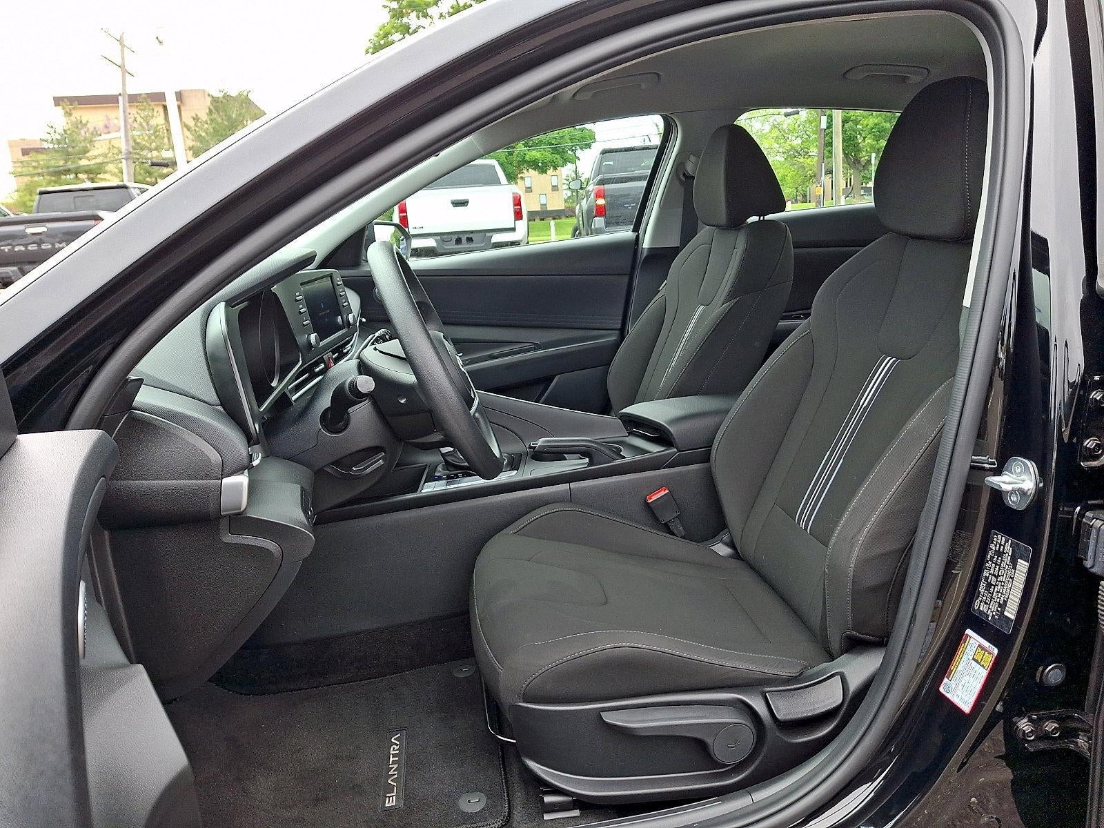 2023 Hyundai ELANTRA SEL IVT