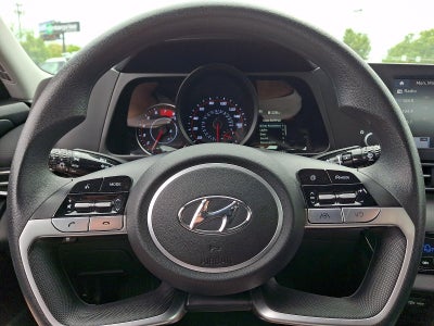 2023 Hyundai ELANTRA SEL IVT