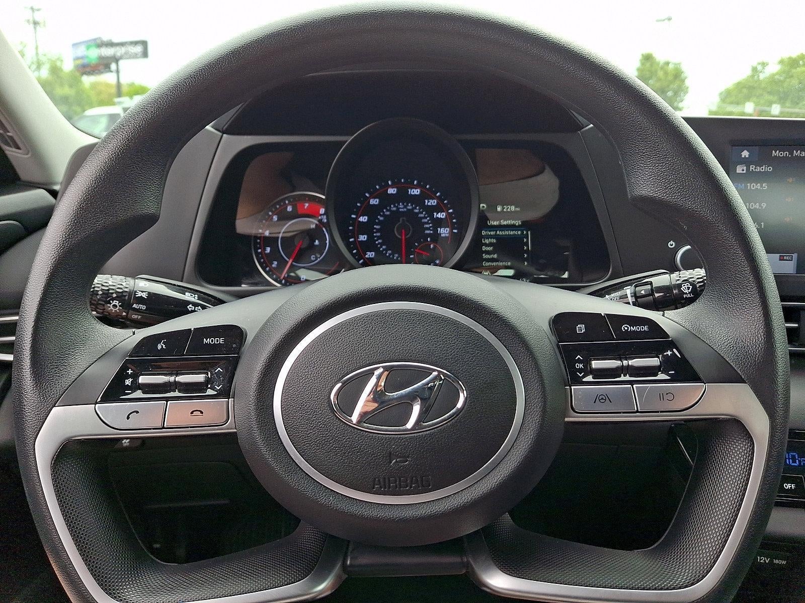 2023 Hyundai ELANTRA SEL IVT