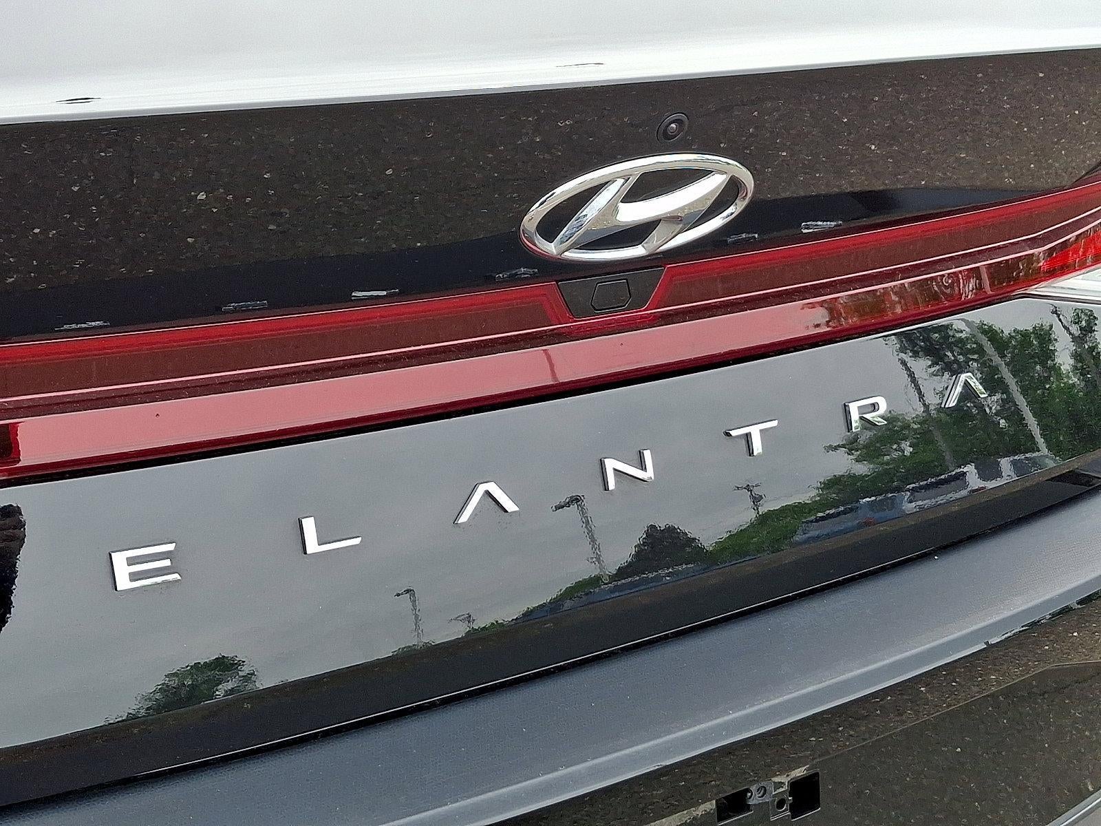 2023 Hyundai ELANTRA SEL IVT