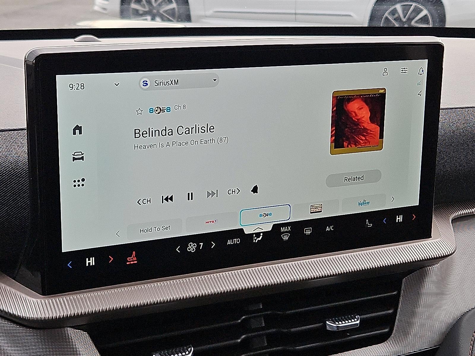 2025 Ford Explorer Active 4WD