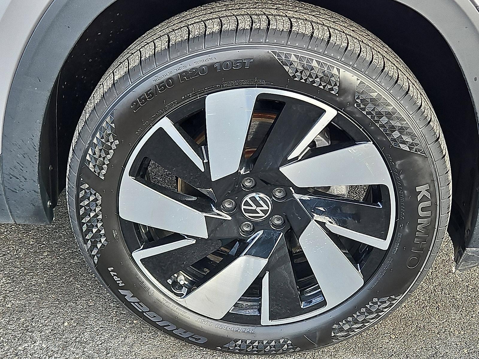 2025 Volkswagen Atlas Cross Sport 2.0T SE w/Technology 4MOTION