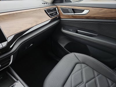 2025 Volkswagen Atlas 2.0T SE w/Technology 4MOTION