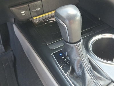 2019 Toyota Camry XLE Auto (SE)