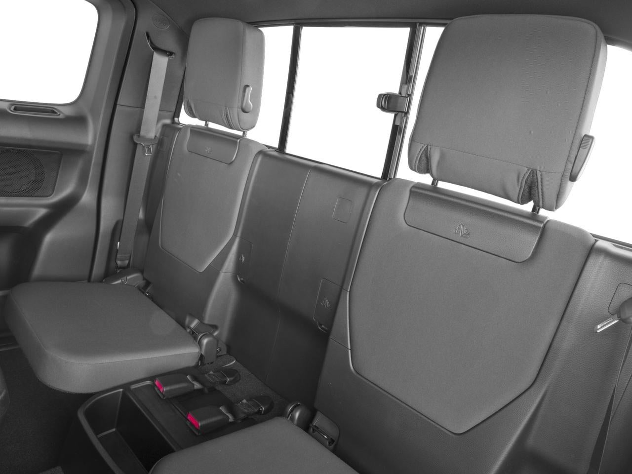 2016 Toyota Tacoma 4WD Access Cab Standard Bed V6 Manual TRD Sport (Natl)