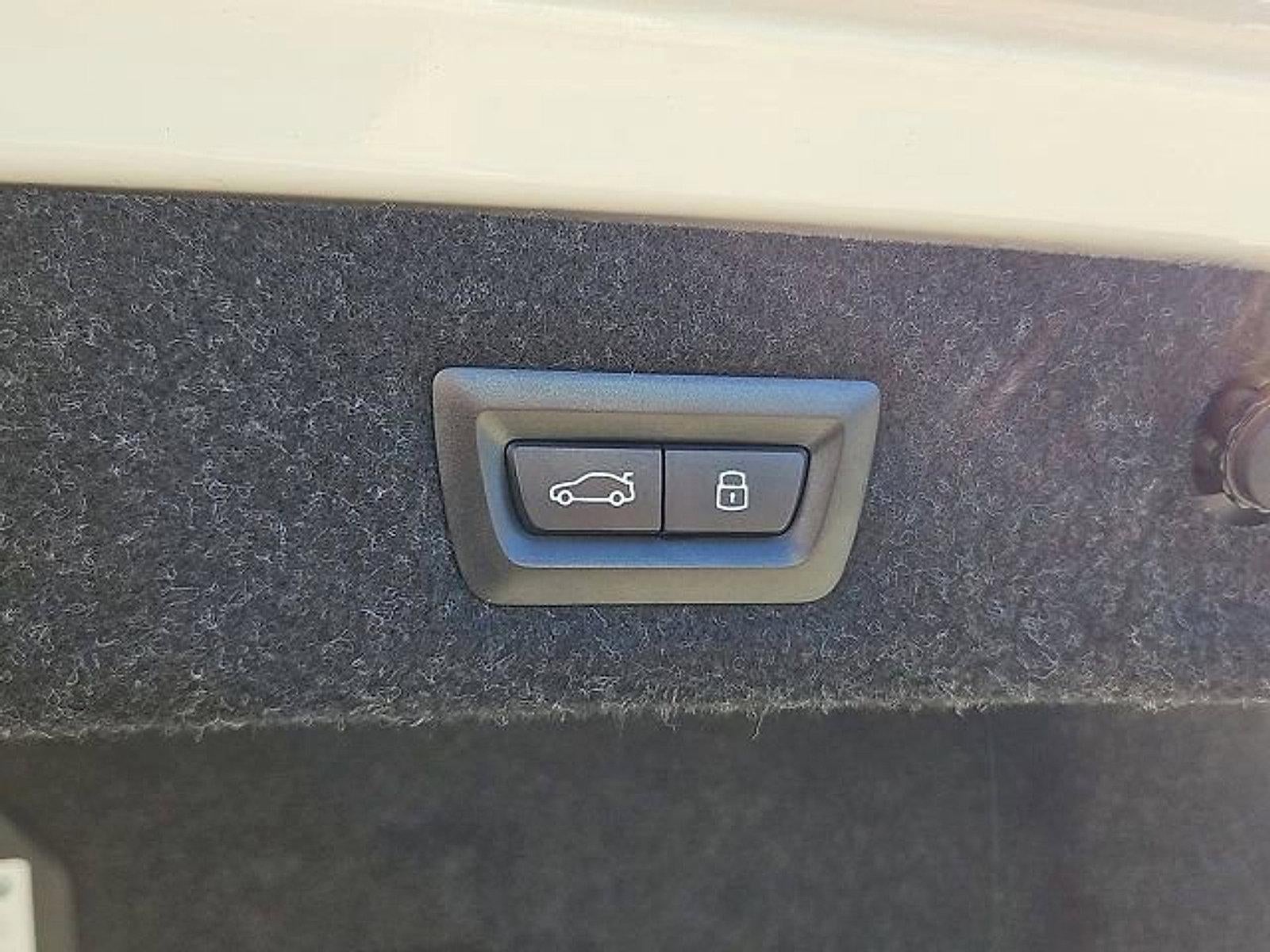 2023 BMW 530e xDrive Plug-In Hybrid