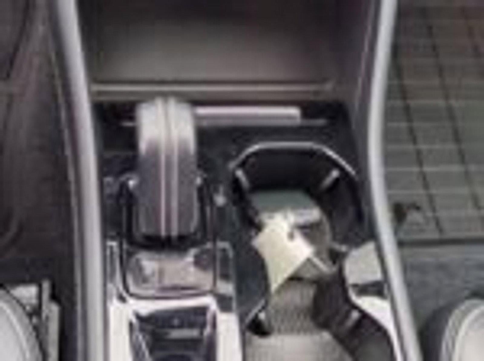 2021 Volvo XC40 T5 AWD R-Design