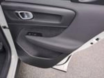 2021 Volvo XC40 T5 AWD R-Design