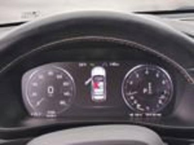 2021 Volvo XC40 T5 AWD R-Design