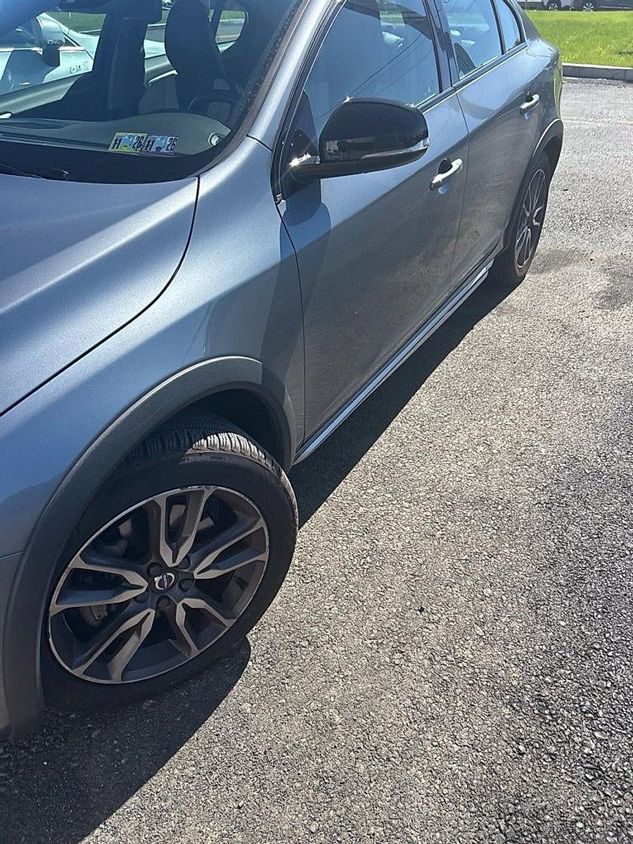 2017 Volvo S60 Cross Country T5 AWD
