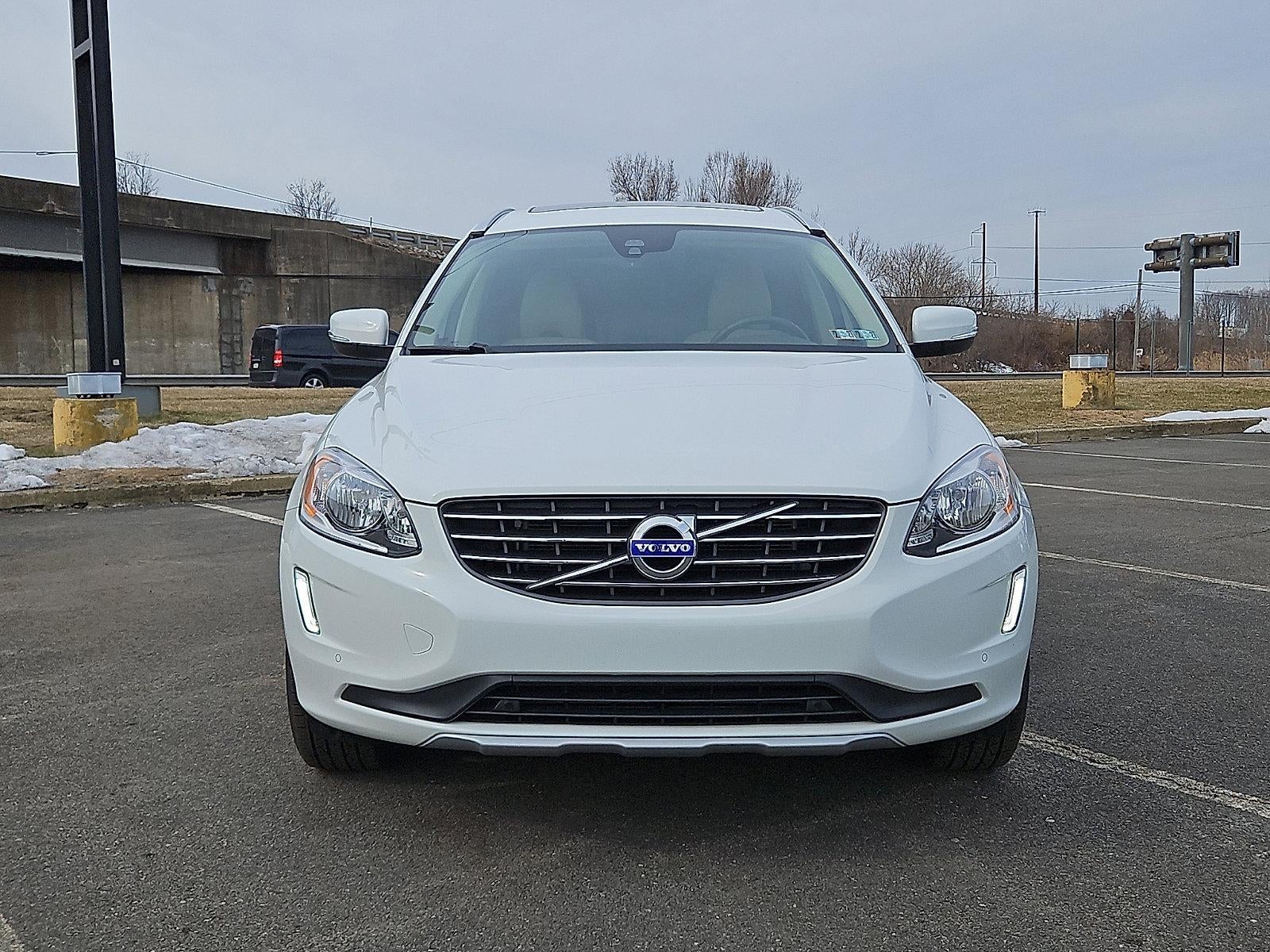 2016 Volvo XC60 AWD 4dr T6 Drive-E