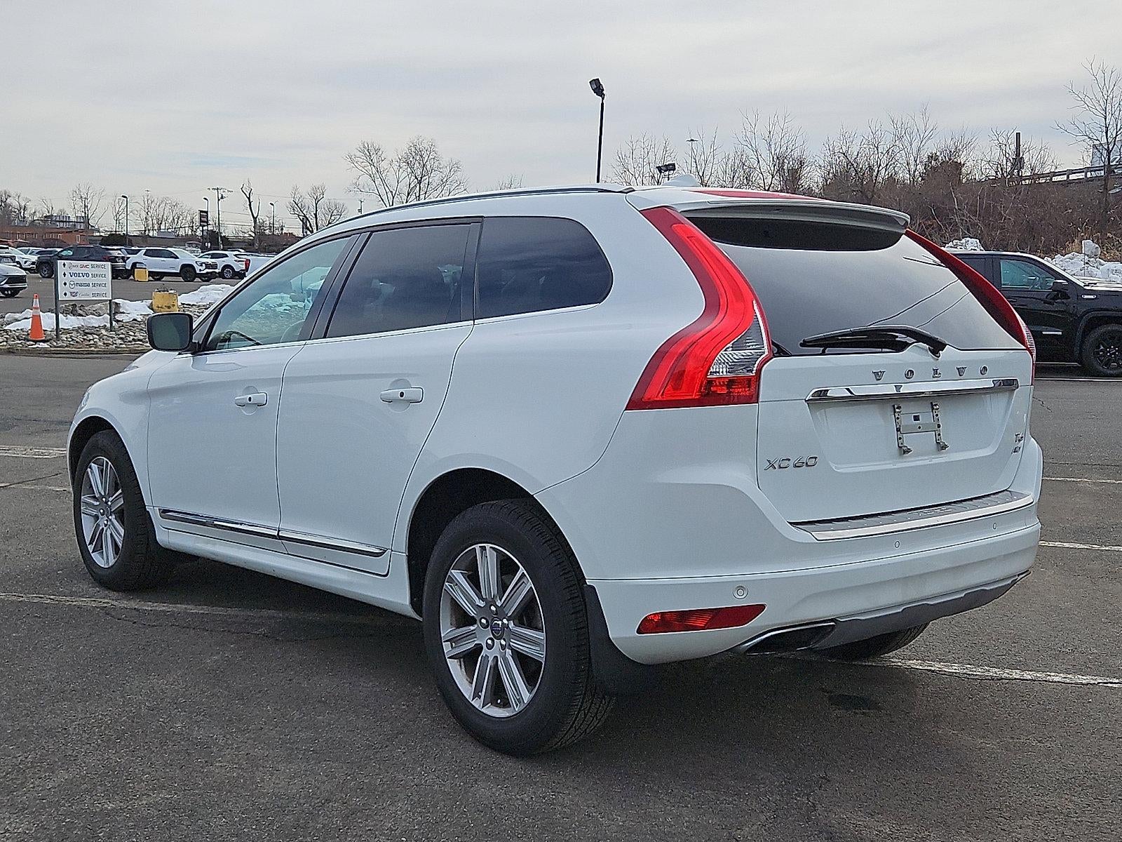 2016 Volvo XC60 AWD 4dr T6 Drive-E