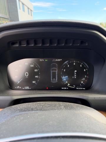 2021 Volvo XC90 T6 AWD Momentum 7P