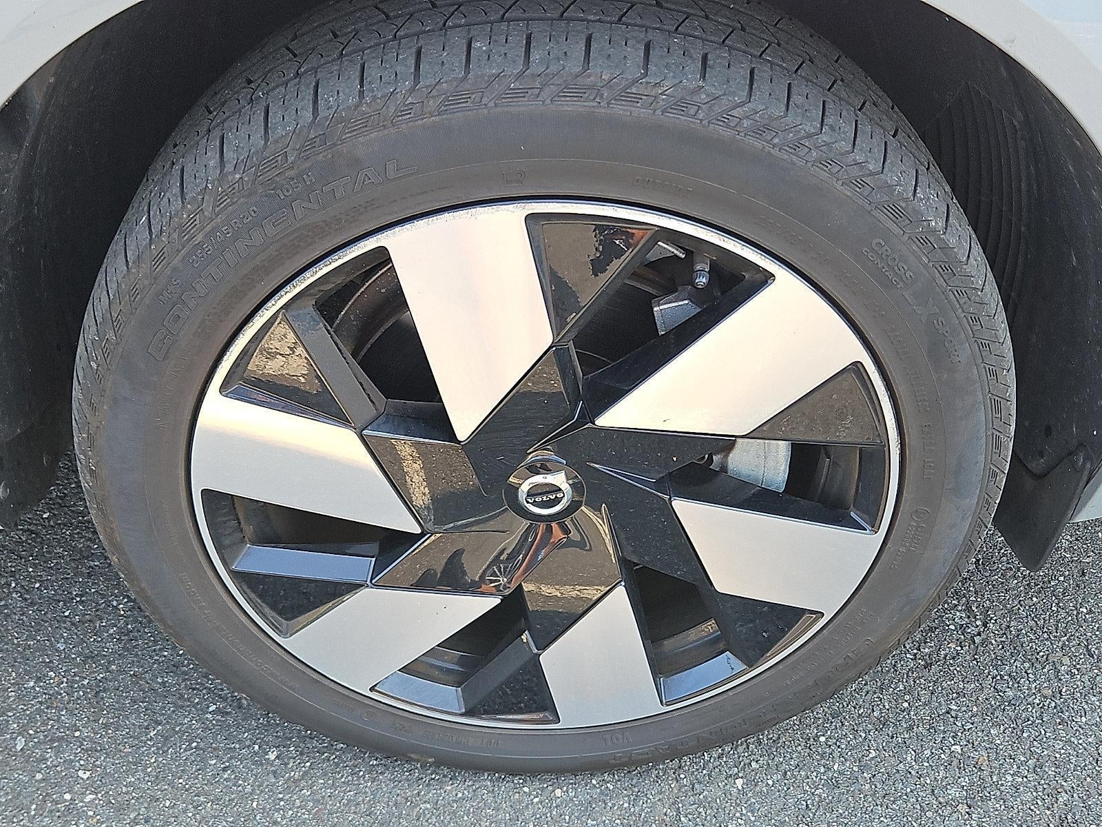 2025 Volvo XC60 Plug-In Hybrid T8 AWD Plus