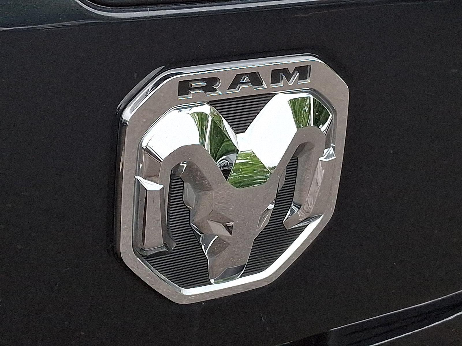 2019 RAM 1500 Big Horn/Lone Star 4x4 Crew Cab 5'7" Box