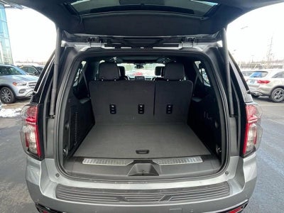 2023 Chevrolet Suburban 4WD RST