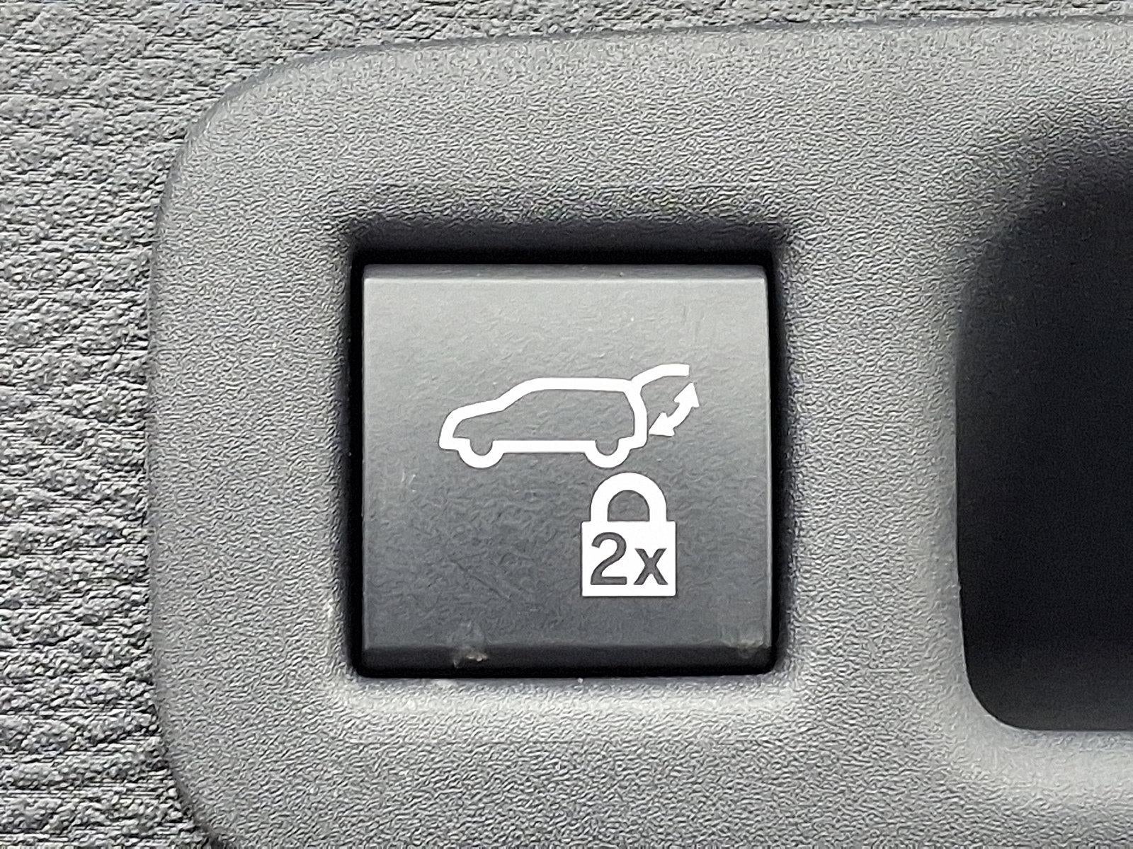 2023 Toyota Sienna XLE FWD 7-Passenger (Natl)