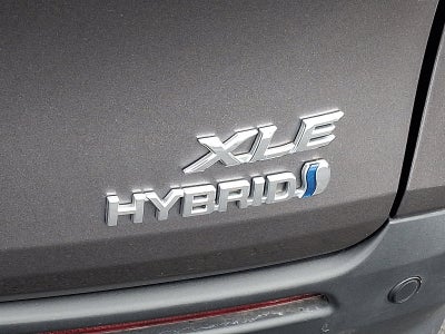 2023 Toyota Sienna XLE FWD 7-Passenger (Natl)