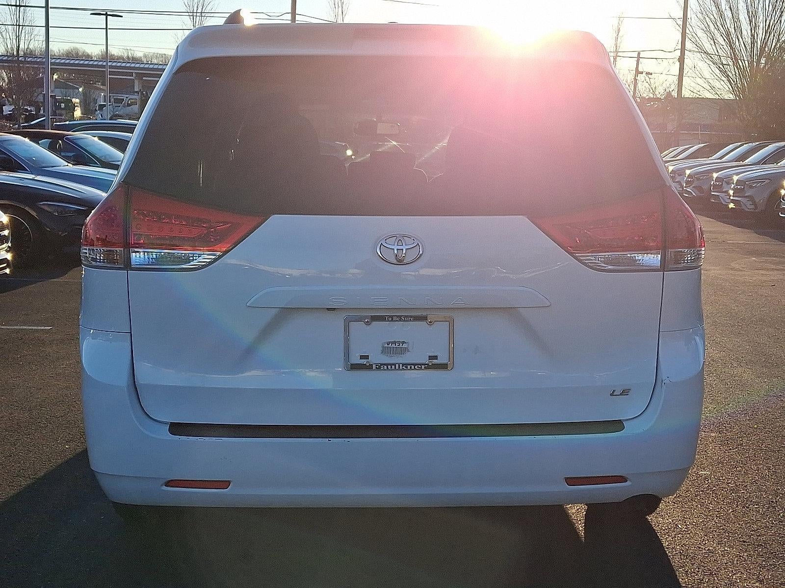 2012 Toyota Sienna 5dr 7-Pass Van V6 LE AAS FWD (Natl)