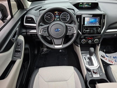 2023 Subaru Forester Premium CVT