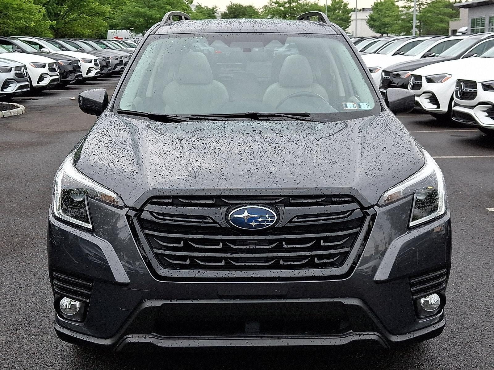 2023 Subaru Forester Premium CVT