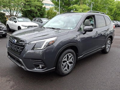 2023 Subaru Forester Premium CVT