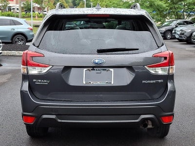 2023 Subaru Forester Premium CVT